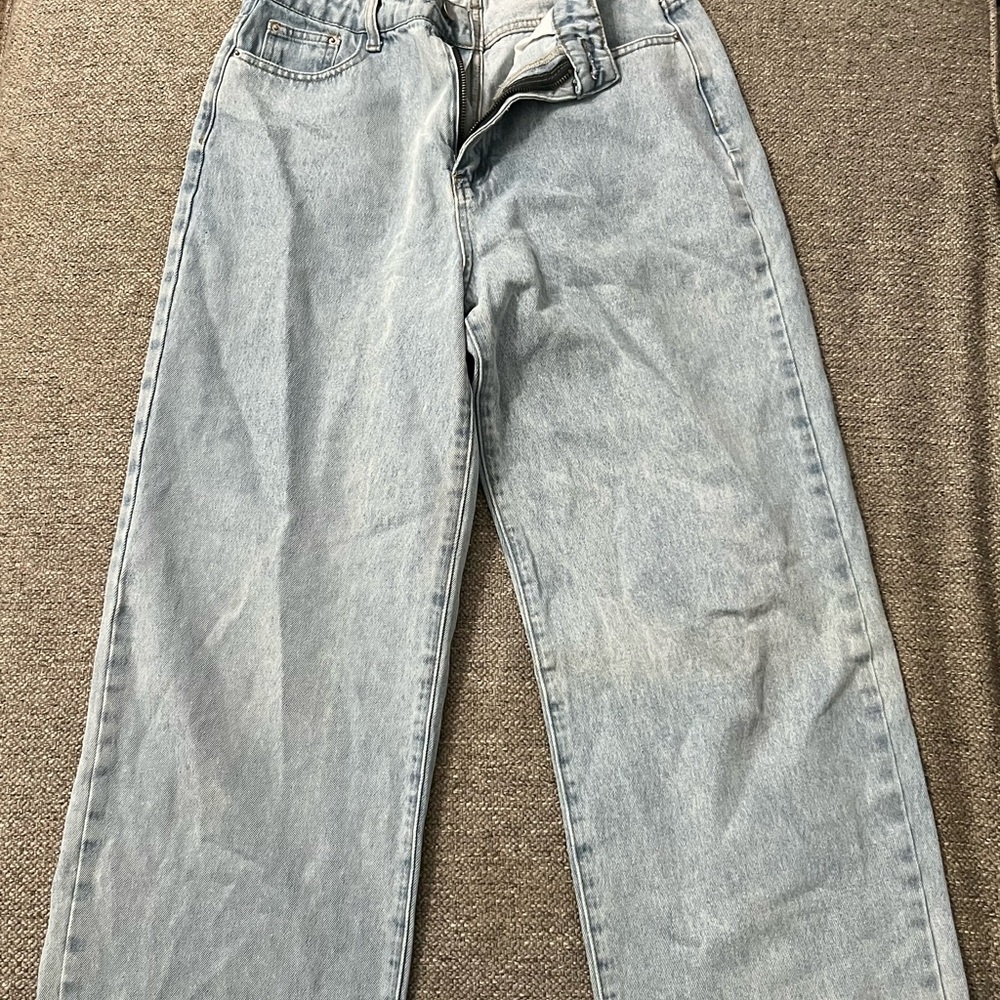 Women's Light Blue Relaxed Fit Jeans